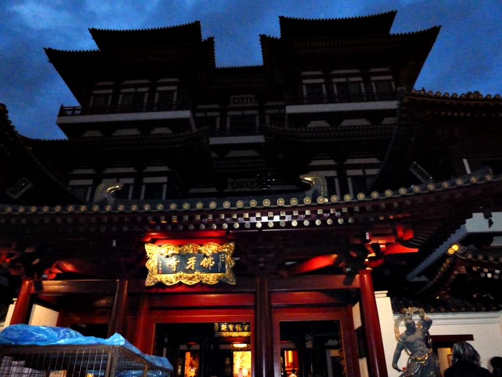 Buddha Tooth Relic Temple and Museum-China Town1