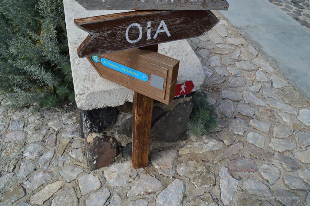 Hiking Santorini Greece - 10km From Thira to Oia