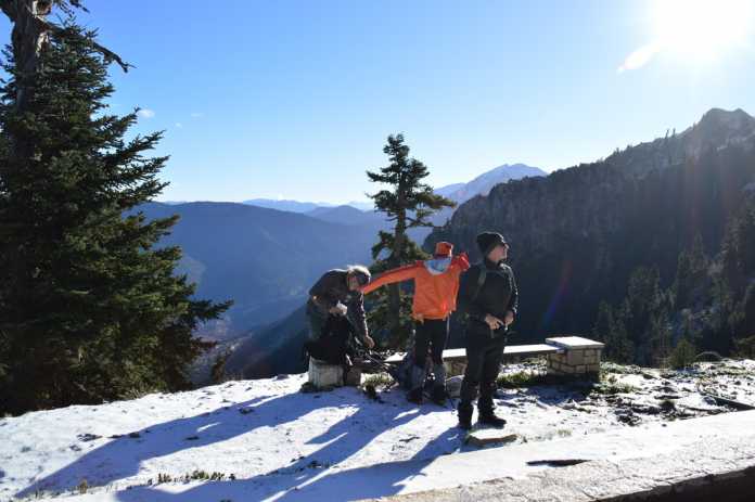 decathlon-karpenisi-13 Reviewing Decathlon Trekking Gear While Climbing in Karpenisi