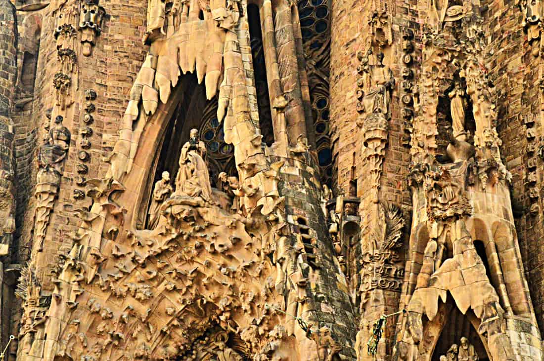 Catedral De La Sagrada Familia & City of Barcelona