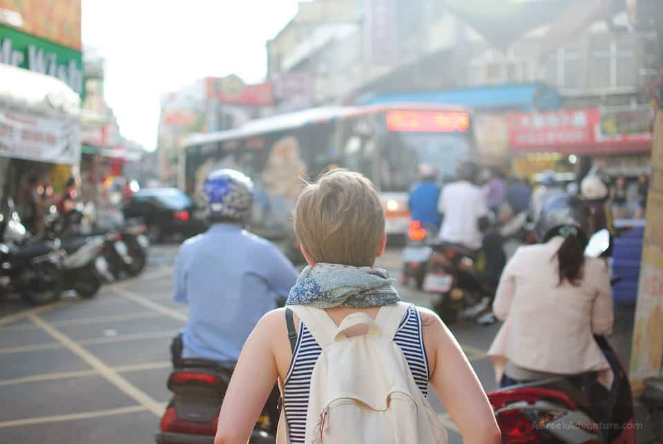 Women Travel Around the World - Survival Guide