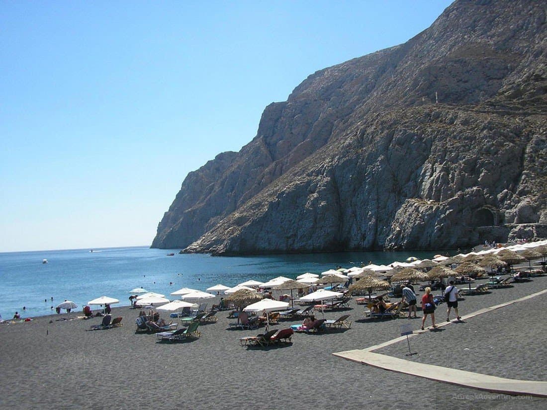 Best Santorini Beaches Increasingly Gaining Popularity
