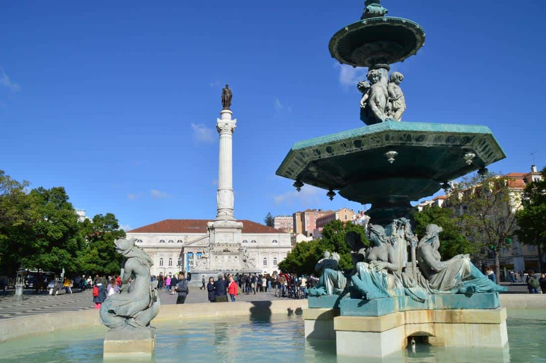 Best Downtown Lisbon Walks: Exploring the City